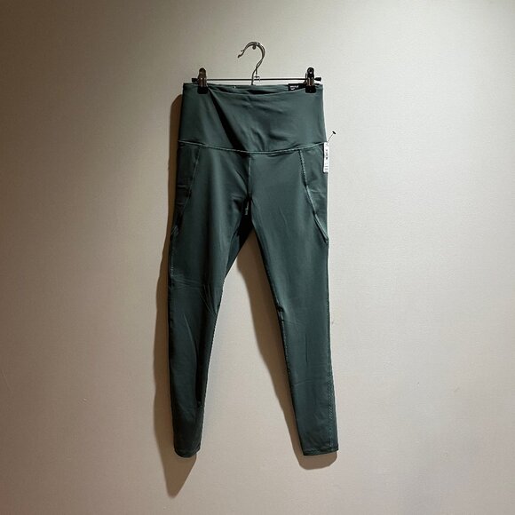 NWT Victoria's Secret Knockout Sport Tight - Picture 1 of 6